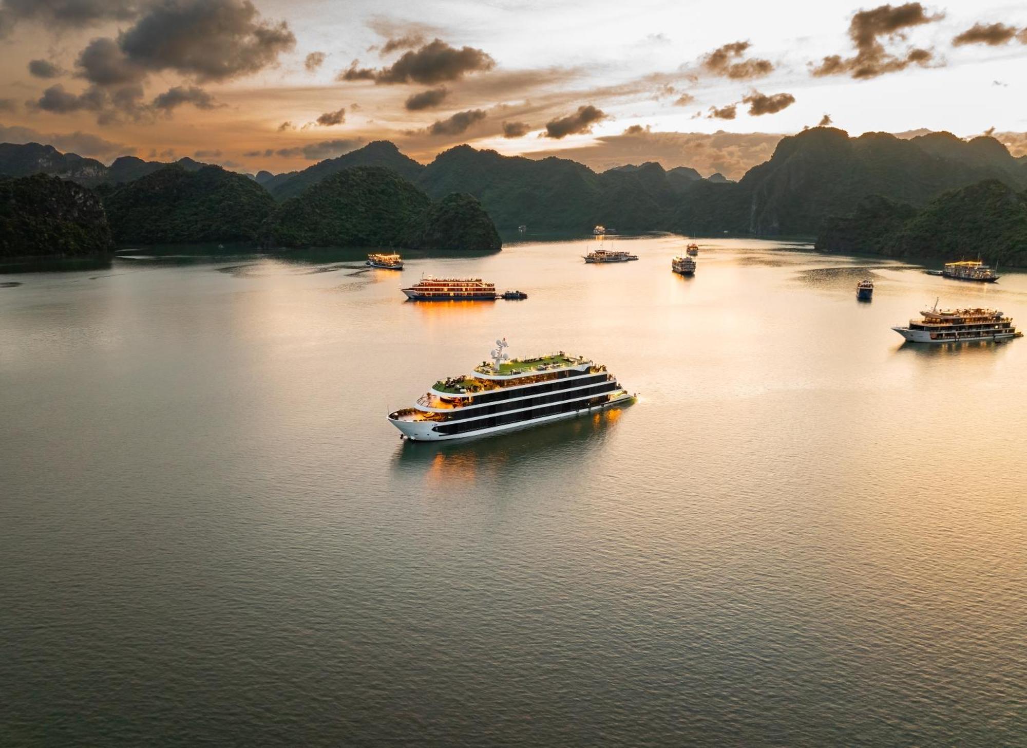 Era Halong Cruise Hạ Long